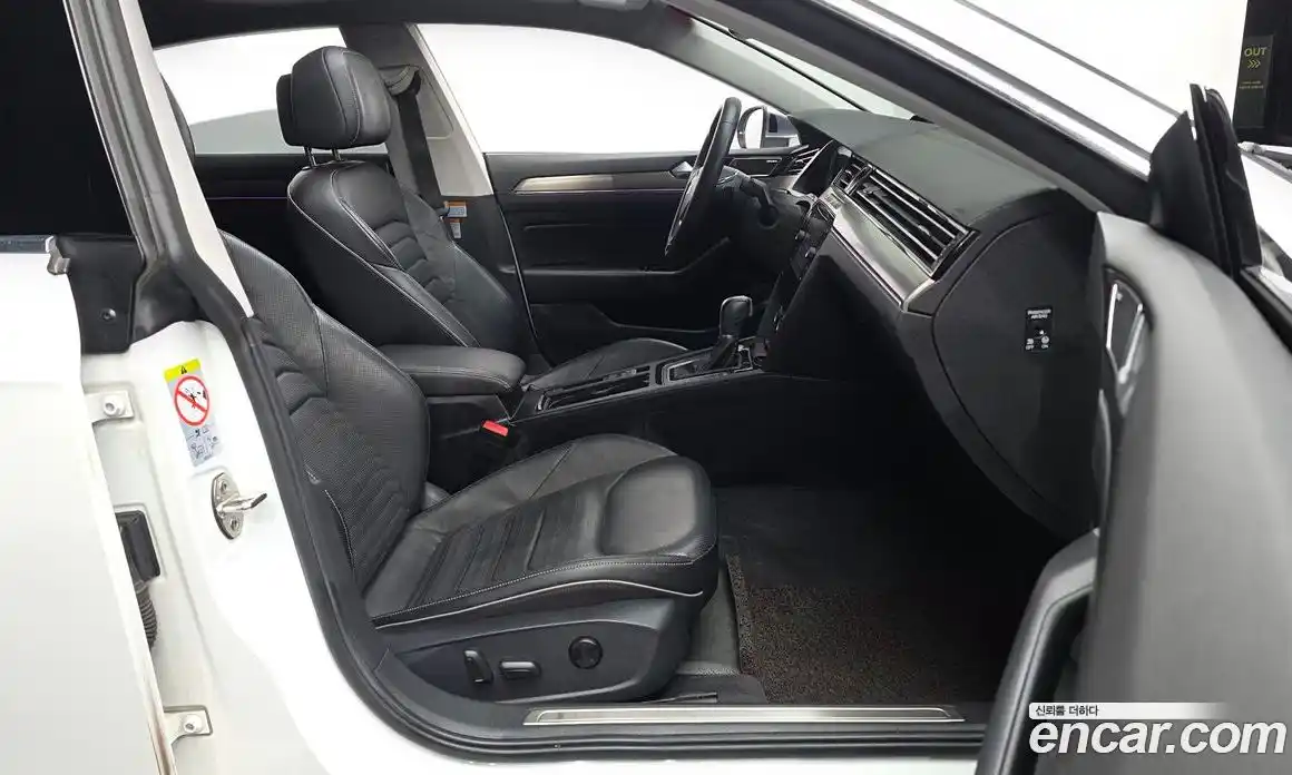 Volkswagen Arteon 2019 2.0 гидро в Москве № 301284, фото 11