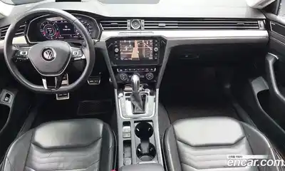 Volkswagen Arteon 2019 2.0 гидро в Москве № 301284, миниатюра 7