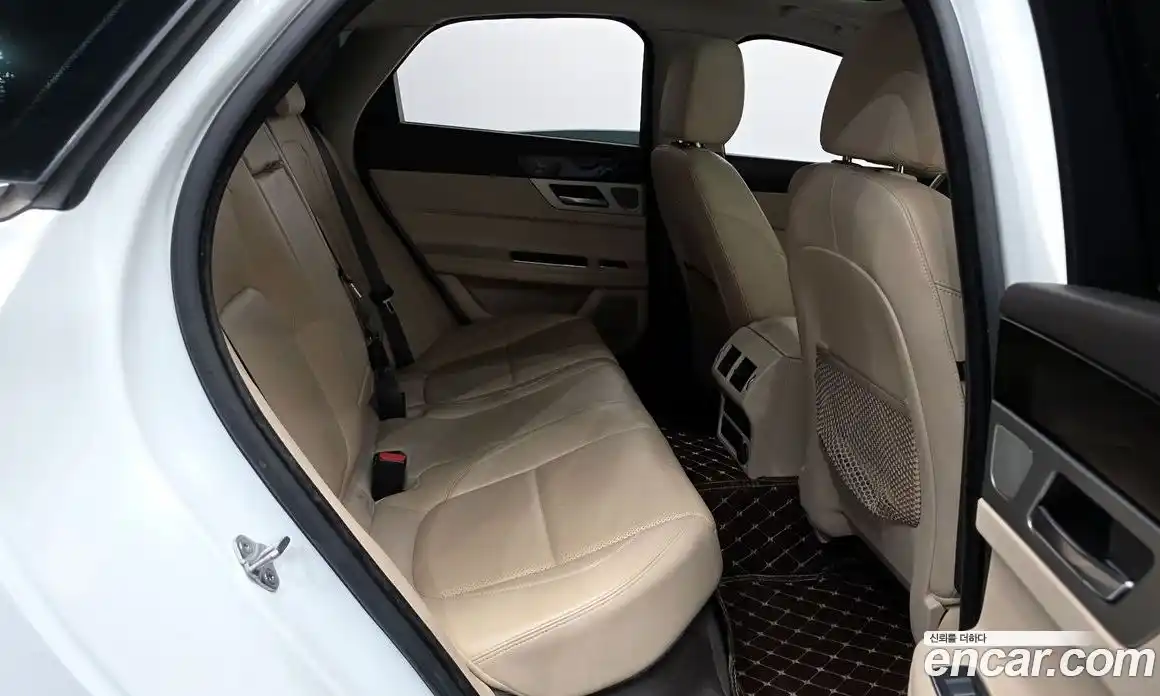 Jaguar XF 2018 2.0 гидро в Москве № 305057, фото 12