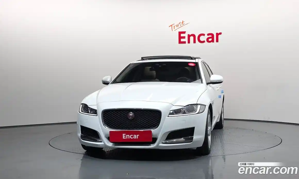 Jaguar XF 2018 2.0 гидро в Москве № 305057, фото 3