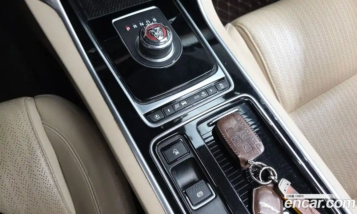 Jaguar XF 2018 2.0 гидро в Москве № 305057, фото 9