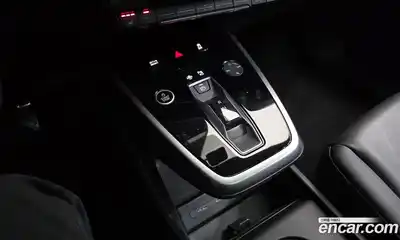 Audi Q4 e-tron 2023 0.2 гидро в Москве № 311712, миниатюра 8