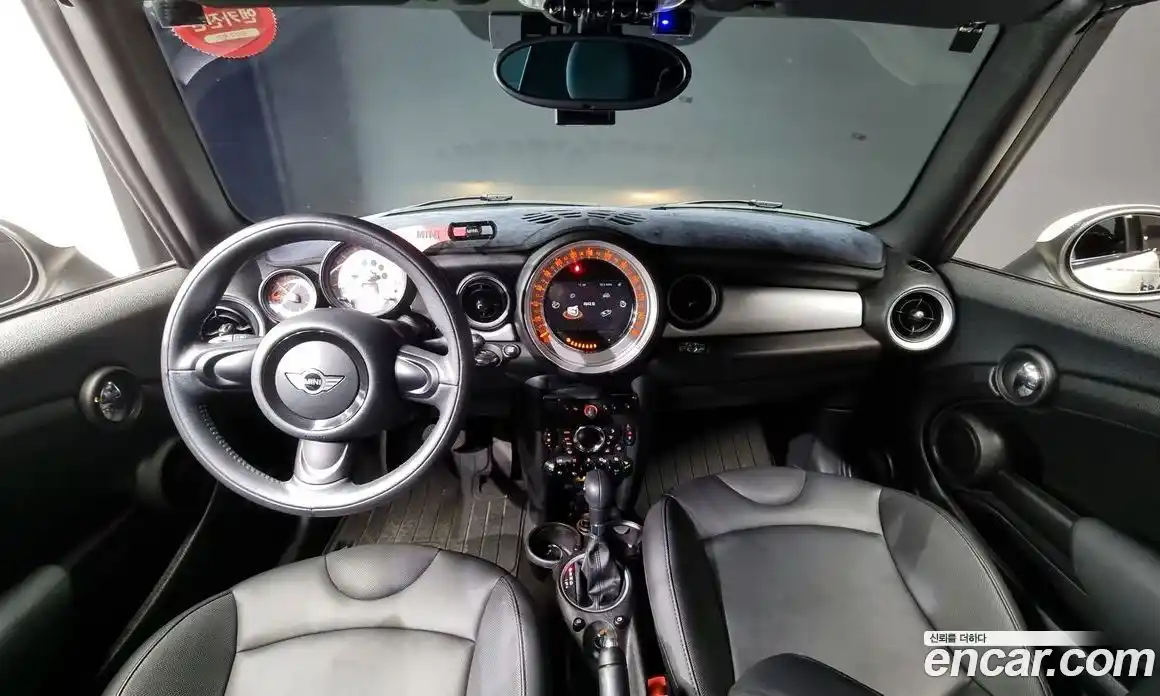 Mini Cooper Convertible 2014 1.6 гидро в Москве № 317233, фото 7