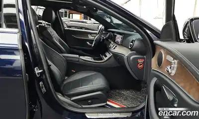Mercedes-Benz E-Class 2021 1.9 гидро, миниатюра 10