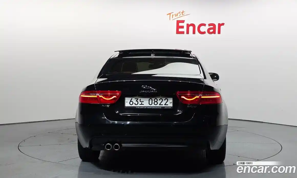 Jaguar XE 2016 2.0 гидро в Москве № 385984, фото 4