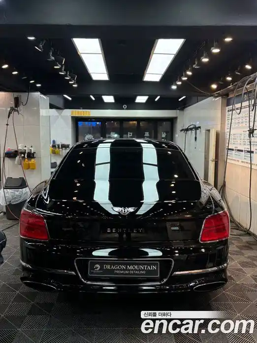 Bentley Flying Spur 2021 6.0 гидро в Москве № 387304, фото 11