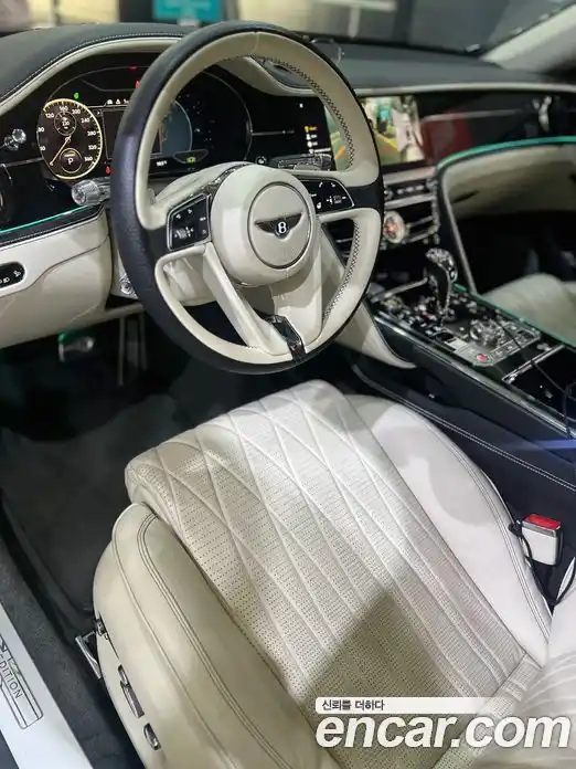 Bentley Flying Spur 2021 6.0 гидро в Москве № 387304, фото 18