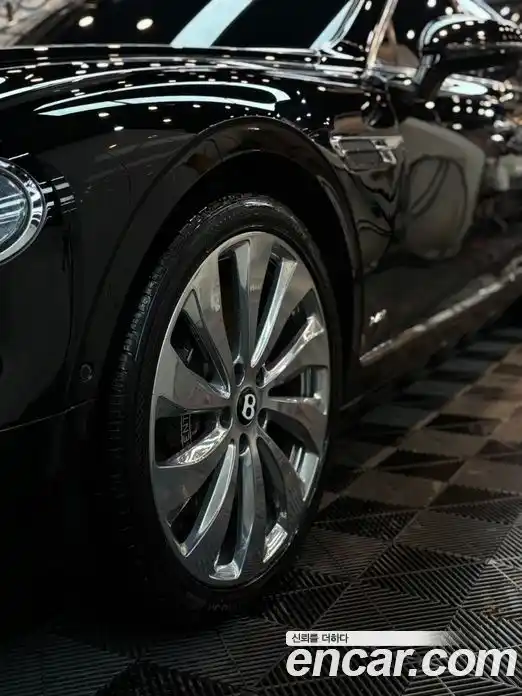 Bentley Flying Spur 2021 6.0 гидро в Москве № 387304, фото 8