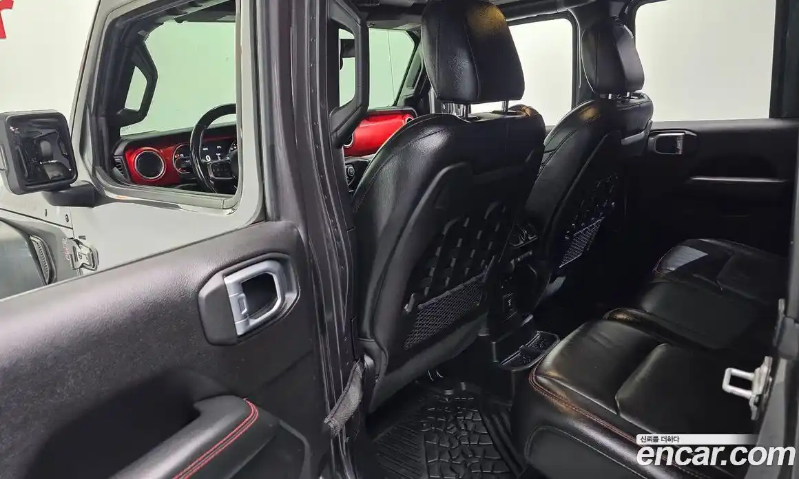 Jeep Wrangler 2019 2.0 гидро в Москве № 609630, фото 17