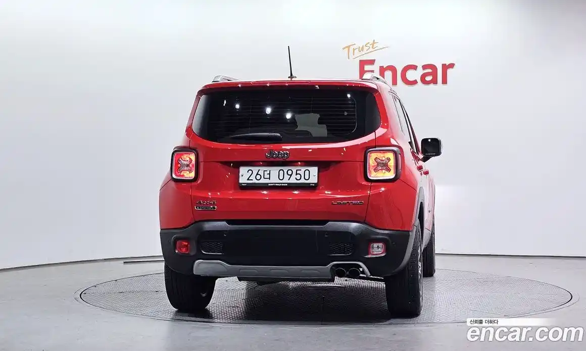 Jeep Renegade 2015 2.0 гидро в Москве № 725323, фото 4