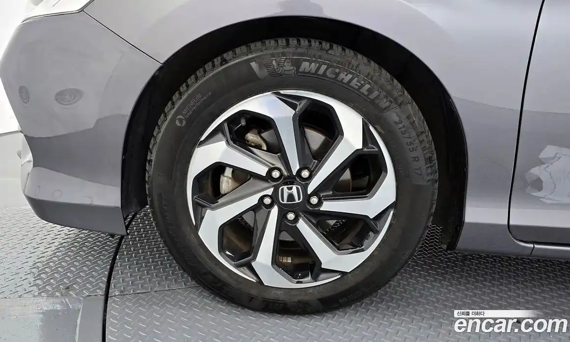 Honda Accord 2016 2.4 гидро в Москве № 767421, фото 5