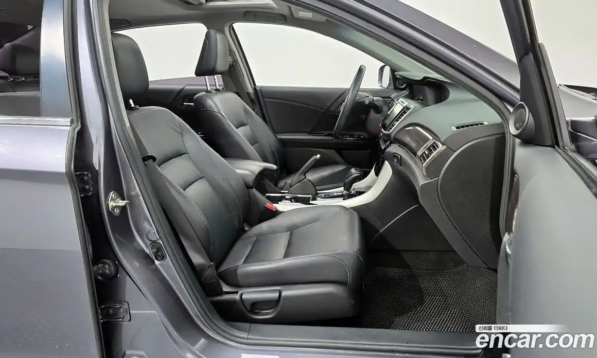 Honda Accord 2016 2.4 гидро в Москве № 767421, фото 10