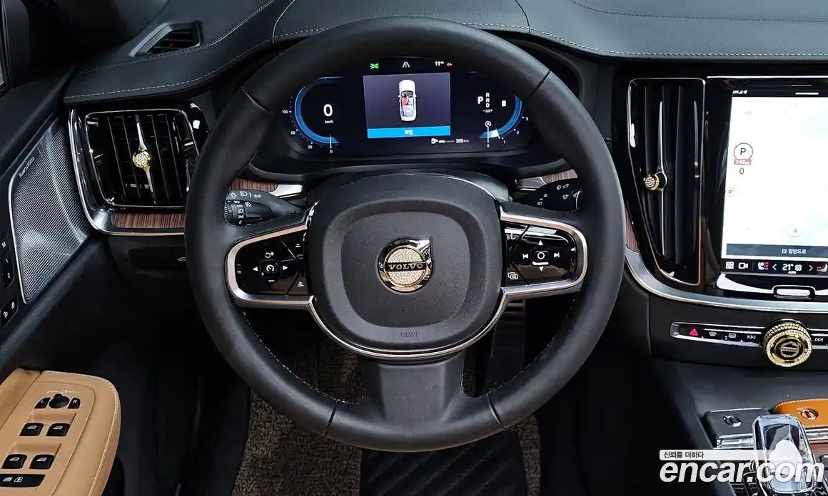 Volvo S60 2024 2.0 гидро в Москве № 823832, фото 13