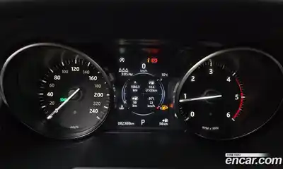 Land Rover Range-Rover Evoque 2018 2.0 гидро в Москве № 894636, миниатюра 8