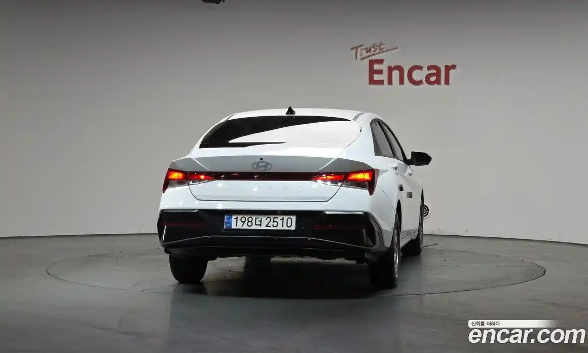 Hyundai Avante 2024 1.6 гидро в Москве № 926143, фото 3