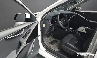 Kia Niro 2022 0.2 гидро в Москве № 928494, миниатюра 11