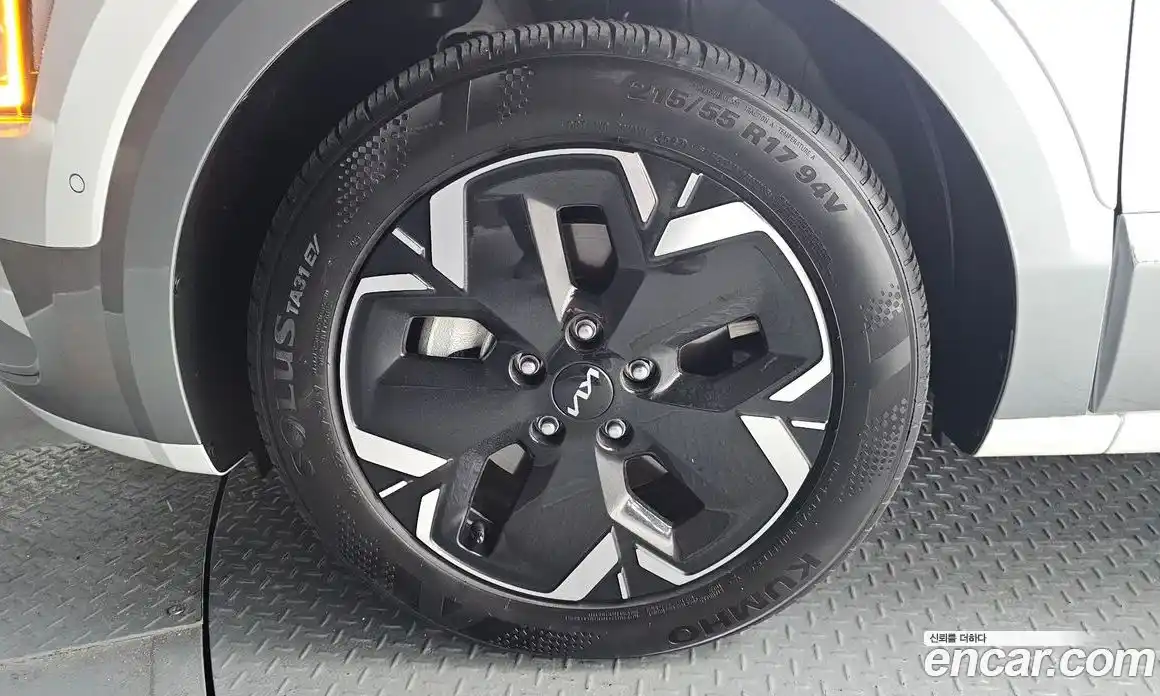 Kia Niro 2022 0.2 гидро в Москве № 928494, фото 5
