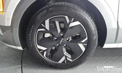 Kia Niro 2022 0.2 гидро в Москве № 928494, миниатюра 5