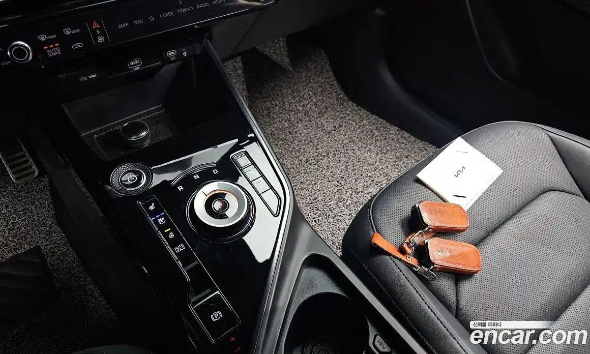 Kia Niro 2022 0.2 гидро в Москве № 928494, фото 9