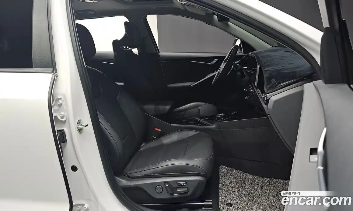 Kia Niro 2022 0.2 гидро в Москве № 928494, фото 10