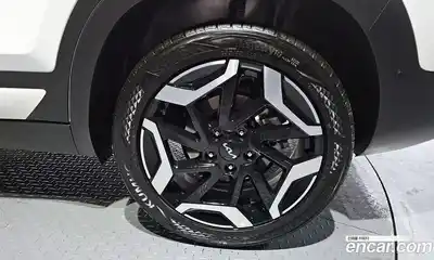 Kia Seltos 2024 1.6 Автомат в Москве № 928596, миниатюра 5