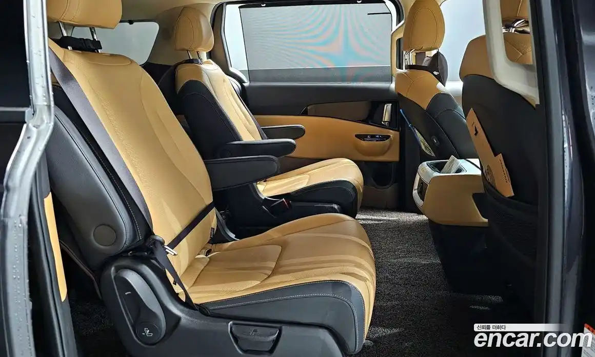 Kia Canival 2022 3.5 Автомат в Москве № 929075, фото 13