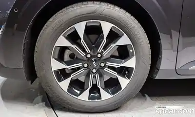 Kia Canival 2022 3.5 Автомат в Москве № 929075, миниатюра 5