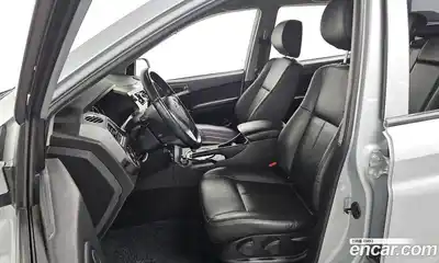 SsangYong Korando 2016 2.2 Автомат в Москве № 933196, миниатюра 10