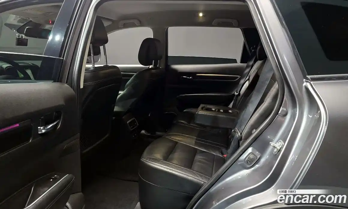 Renault QM6 2017 2.0 Автомат в Москве № 937337, фото 13