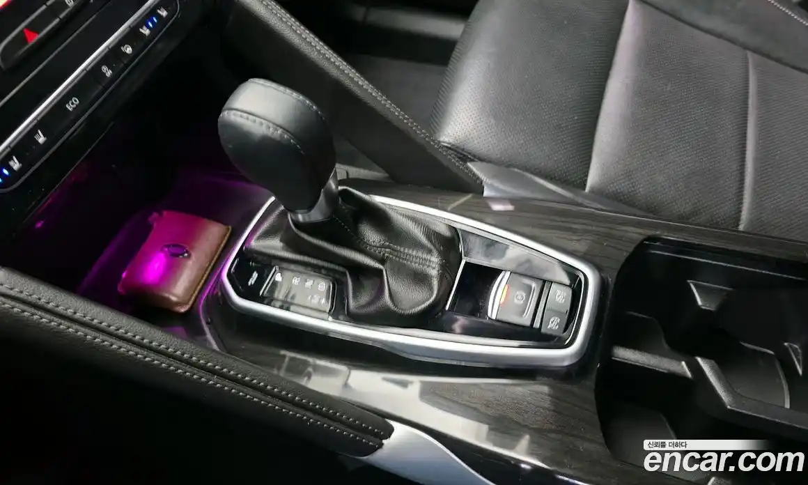 Renault QM6 2017 2.0 Автомат в Москве № 937337, фото 9