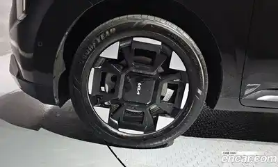 Kia Canival 2024 1.6 Автомат в Москве № 1002836, миниатюра 5