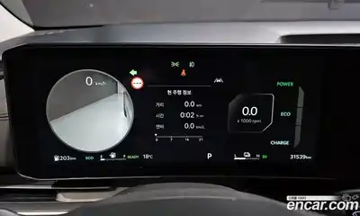 Kia Canival 2024 1.6 Автомат в Москве № 1002836, миниатюра 8