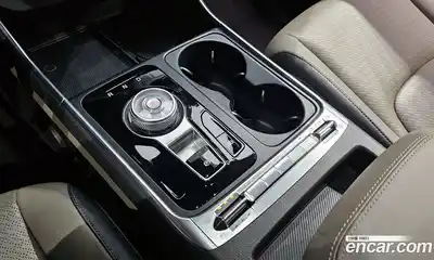 Kia Canival 2024 1.6 Автомат в Москве № 1002836, миниатюра 9