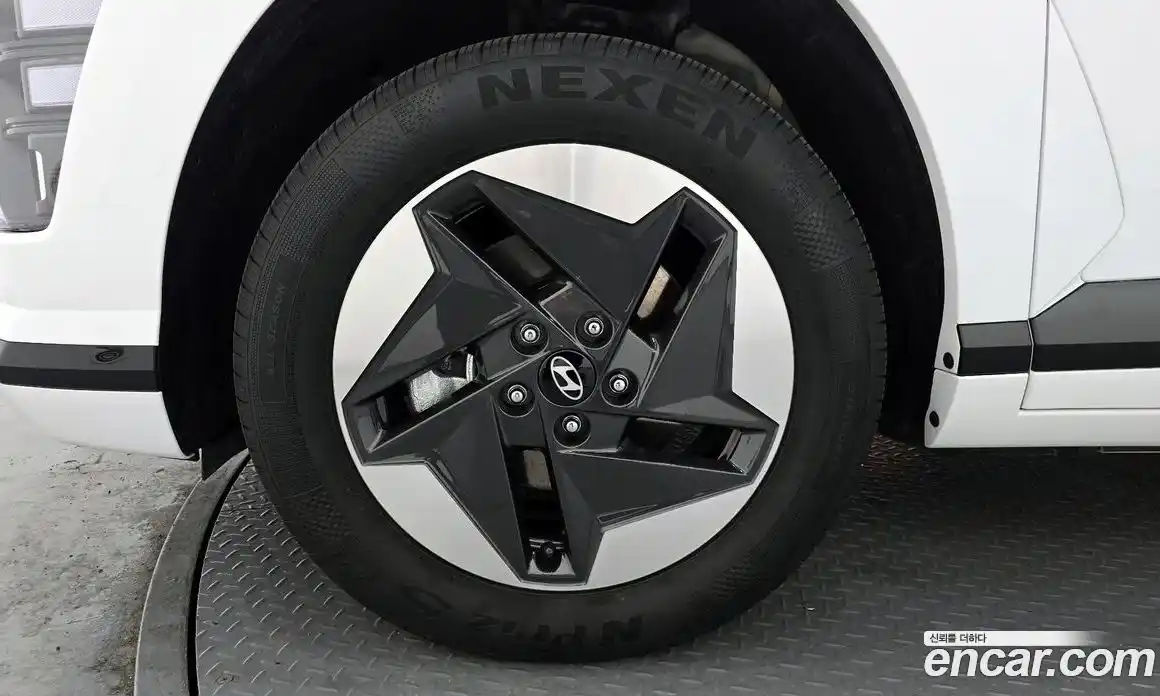 Hyundai Kona 2023 0.2 Автомат в Москве № 1005405, фото 5