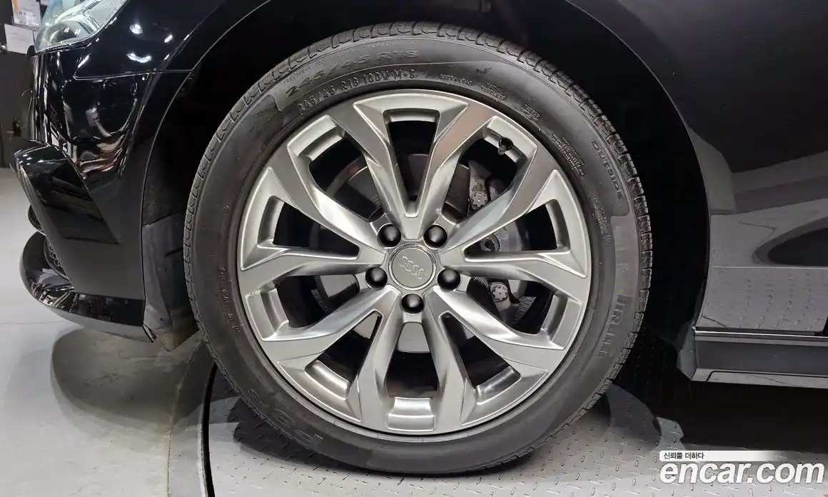 Audi A6 2018 2.0 Автомат в Москве № 1007350, фото 5