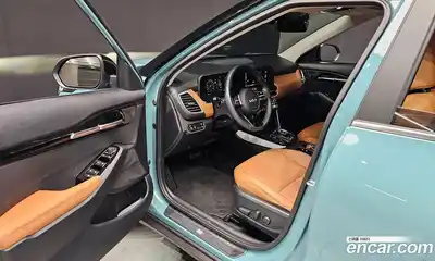 Kia Seltos 2025 1.6 Автомат в Москве № 1009067, миниатюра 11