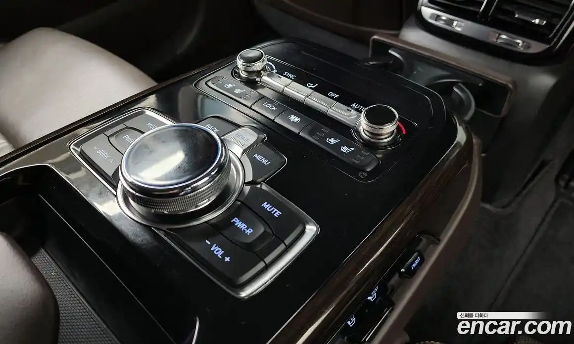 Genesis EQ900 2018 3.8 Автомат в Москве № 1010142, фото 18