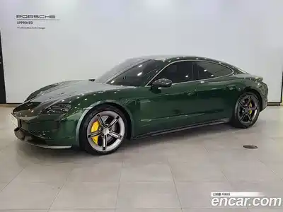 Porsche Taycan, 2024