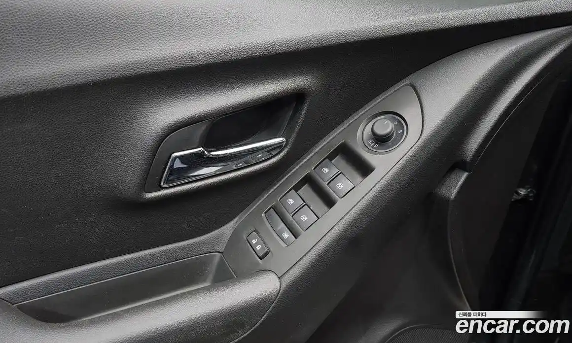 Chevrolet Trax 2017 1.6 Автомат в Москве № 1012440, фото 17