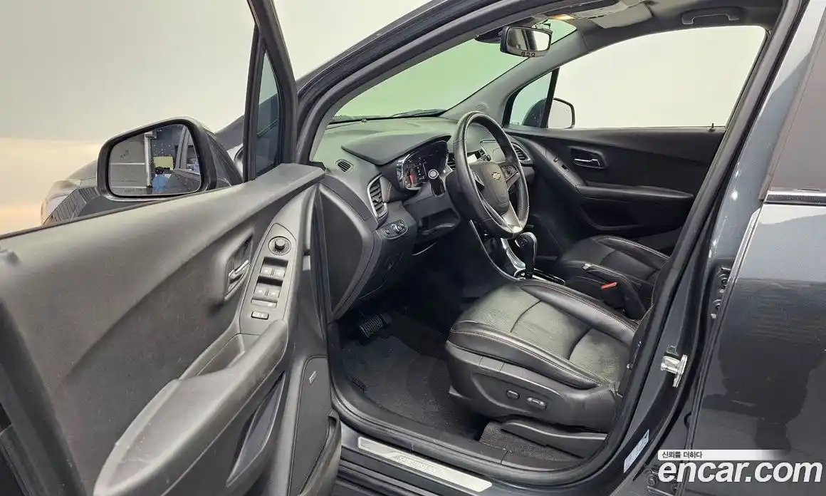 Chevrolet Trax 2017 1.6 Автомат в Москве № 1012440, фото 10