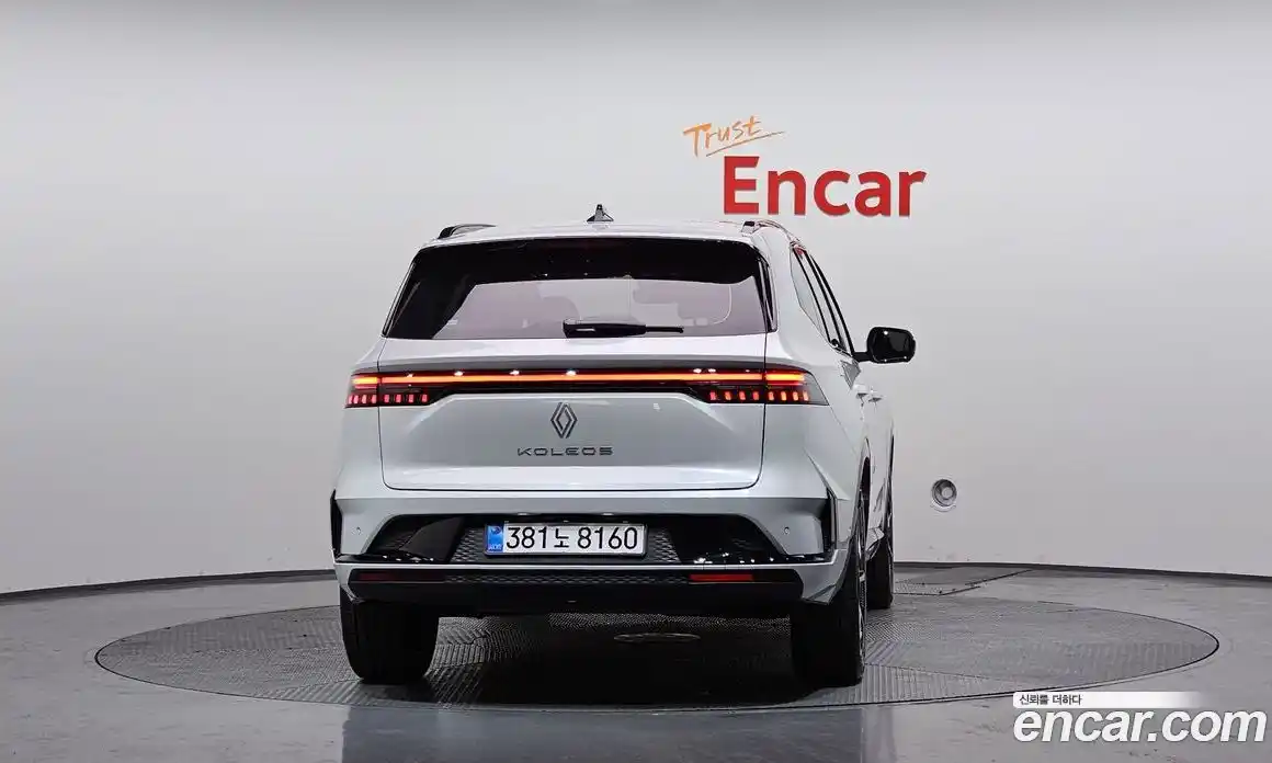 Renault Grand Koleos 2025 2.0 Автомат в Москве № 1012845, фото 4