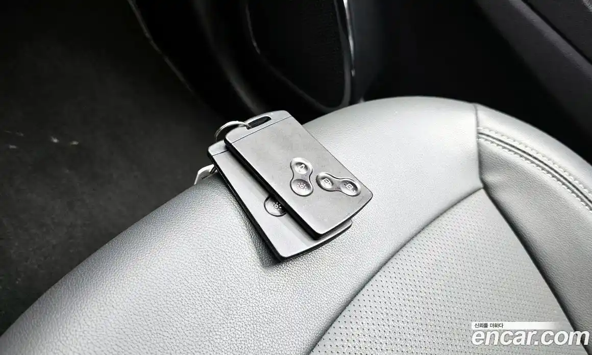 Renault QM3 2017 1.5 Автомат в Москве № 1012882, фото 19