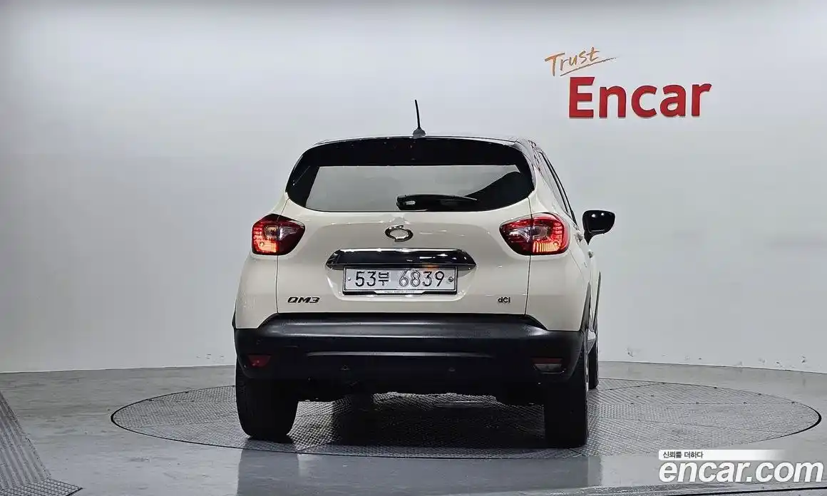 Renault QM3 2017 1.5 Автомат в Москве № 1012882, фото 4