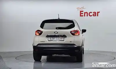 Renault QM3 2017 1.5 Автомат в Москве № 1012882, миниатюра 4