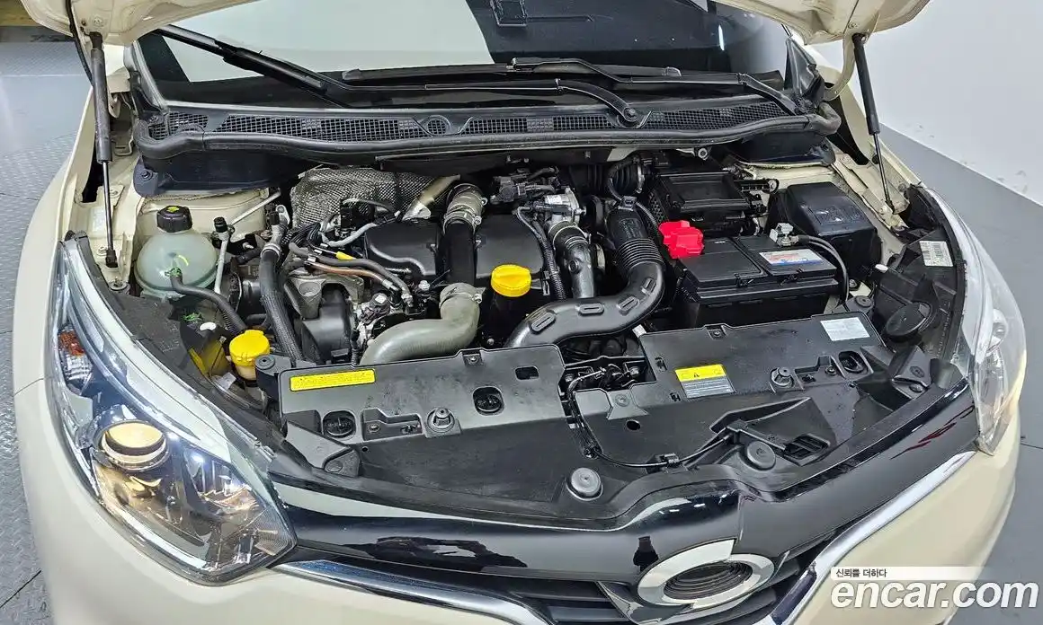 Renault QM3 2017 1.5 Автомат в Москве № 1012882, фото 6