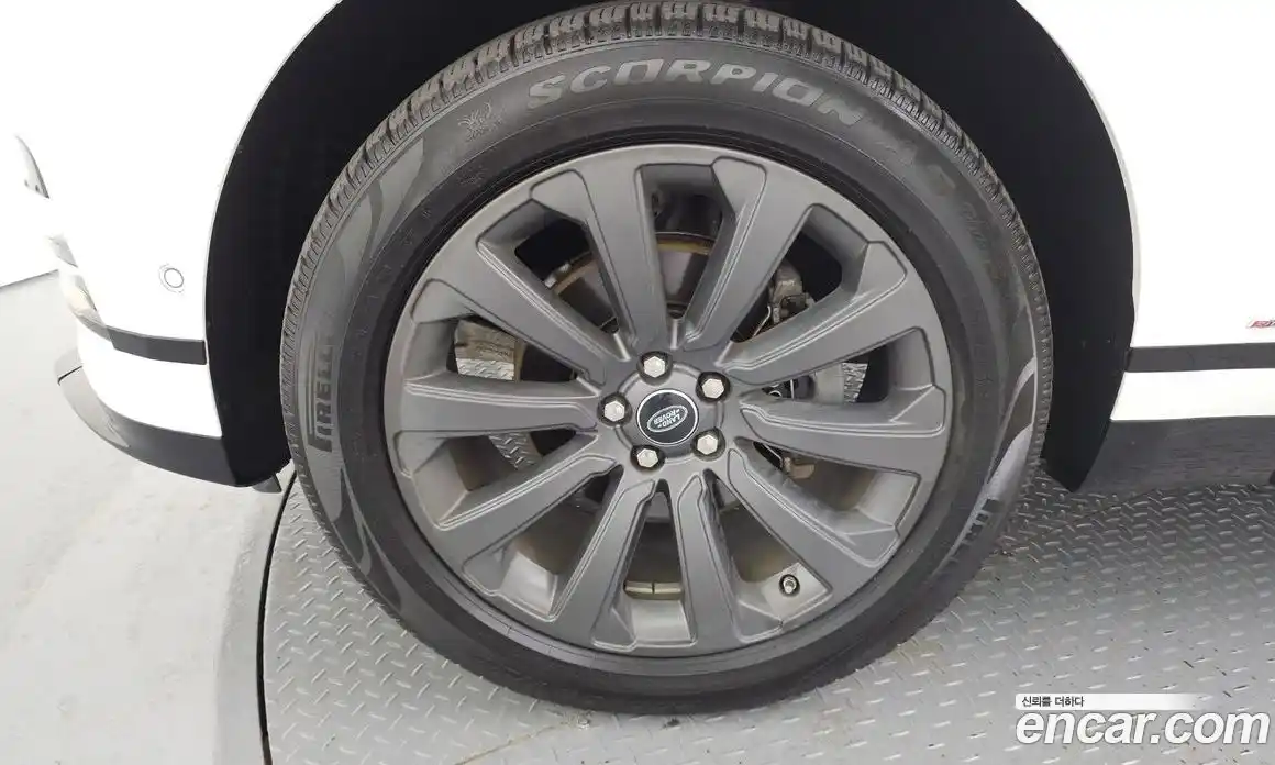 Land Rover Range-Rover Velar 2019 2.0 гидро в Москве № 1013367, фото 5