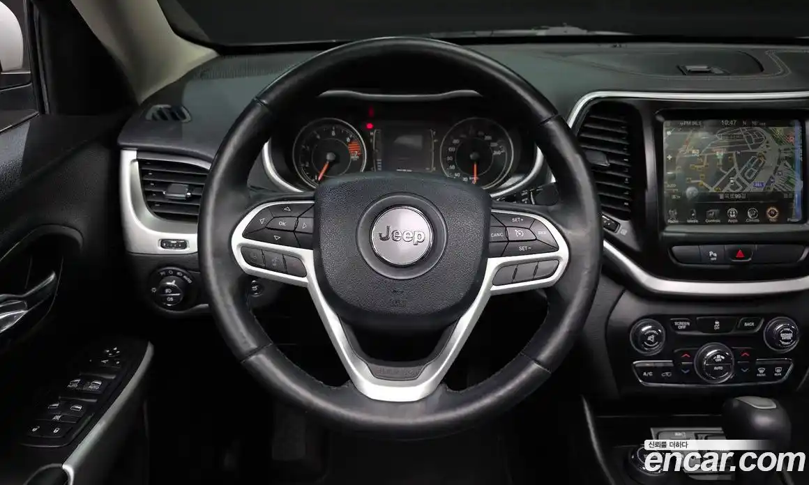 Jeep Cherokee 2017 2.4 гидро в Москве № 1015045, фото 13
