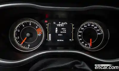 Jeep Cherokee 2017 2.4 гидро в Москве № 1015045, миниатюра 8