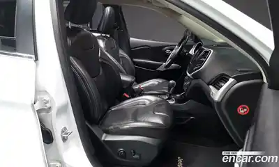 Jeep Cherokee 2017 2.4 гидро в Москве № 1015045, миниатюра 10
