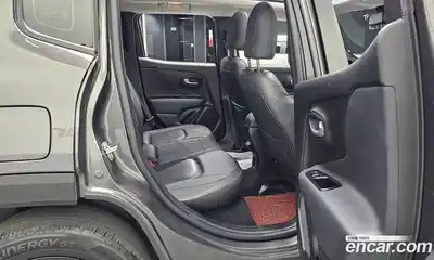 Jeep Renegade 2019 2.4 гидро в Москве № 1015060, миниатюра 12